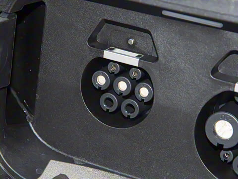 2025�� ���� Ultra�� 100kWh 6����