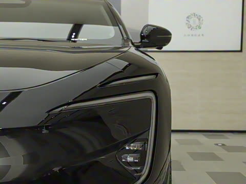 2025�� �Ŀ� Ultra���̰�