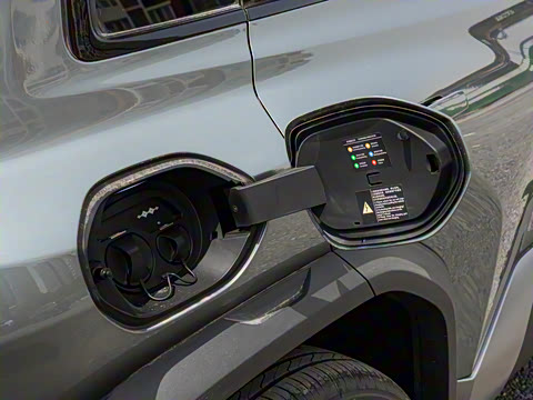 2025�� 501KM ����Max��