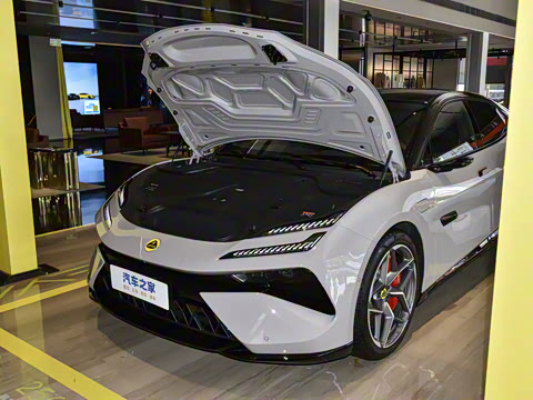 2025�� 600 ������