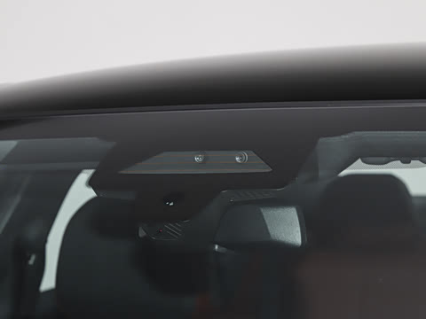 2025�� eDrive 40L M�˶���װ