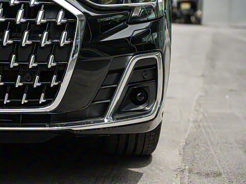 2026�� A8L 45 TFSI quattro ������