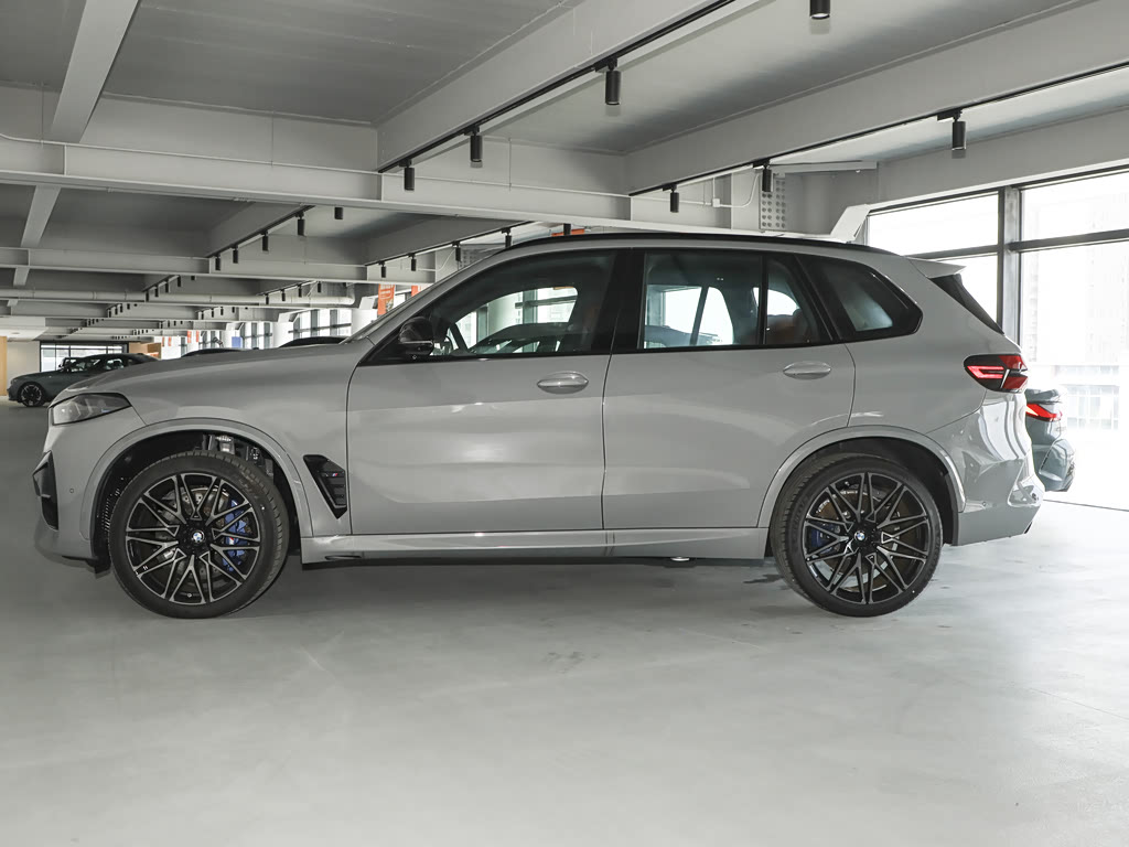 BMW X5 M III (F95) Рестайлинг, Внедорожник 5 дв.: фото поколения