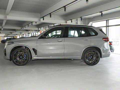 2023�� X5 M ������
