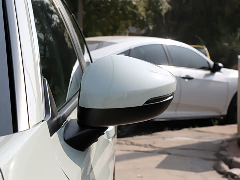 2023�� 2.0L e:HEV �ȷ��