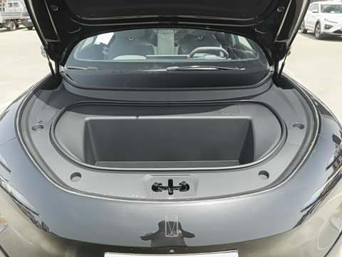 2025�� �Ŀ� Max�����