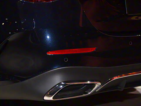 2024�� E 300 L �����˶���