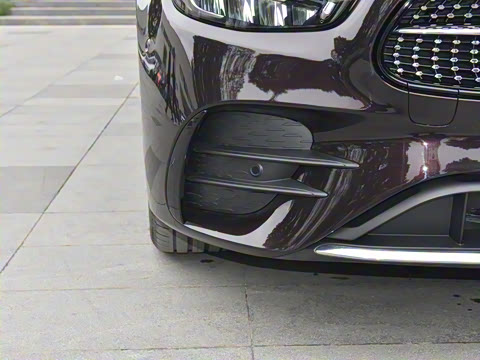 2022�� E 350 e L ���ʽ��϶����˶��γ�