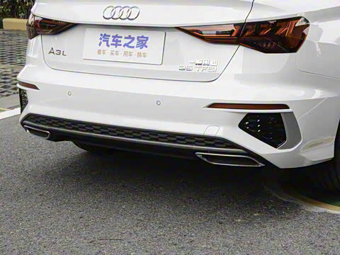 2023�� �Ŀ� A3L Limousine 35 TFSI ��ȡ�˶���