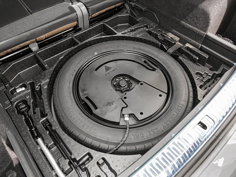 2024�� 45 TFSI quattro ʱ�ж����������ر��