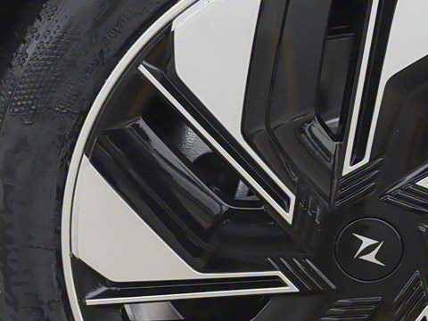 2025�� 210Ultra���Ȱ� 6��