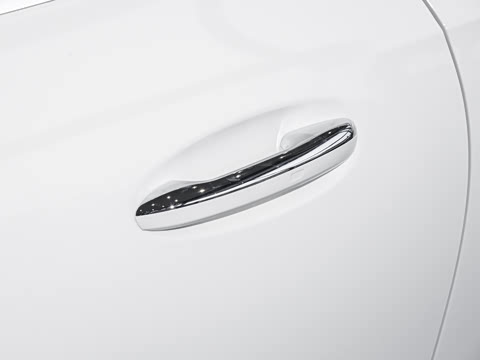 2025�� CLE 300 4MATIC �����ͽ��ܳ�