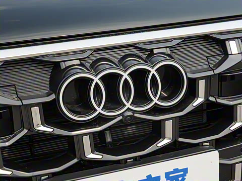 2025�� 45 TFSI quattro S line�˶���