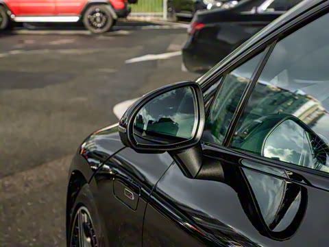 2023�� AMG EQE 53 4MATIC+