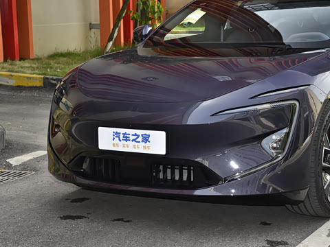 2025�� Ultra���������