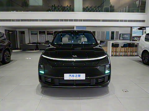 2025�� Ultra ���ܻ��°�