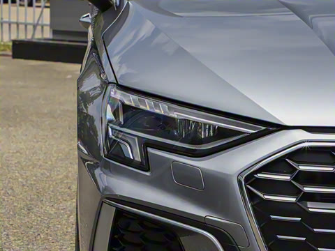 2023�� �Ŀ� A3L Limousine 35 TFSI ʱ���˶���