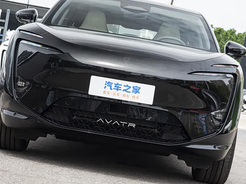 2025�� Max ���������