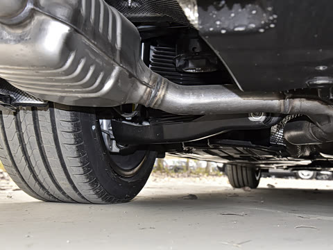 2022�� E 350 e L ���ʽ��϶����˶��γ�