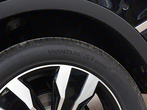 2024�� 330TSI �Զ�����R-LineԽ����