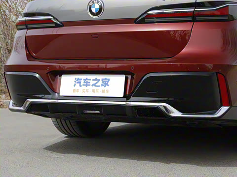 2023 740Li  M˶װ