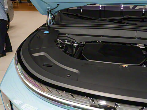 2025�� Ultra ���ܻ��°�