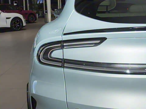 2025�� ������������������Max��