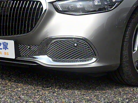 2025�� �Ŀ� S 680 4MATIC