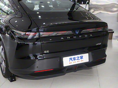 2025�� 560PRO 185kW