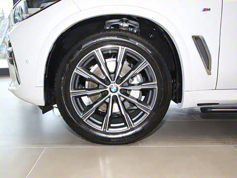 2022�� �Ŀ� xDrive 30Li M�˶���װ