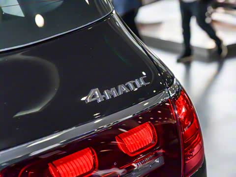 2025�� GLS 450 4MATIC ������