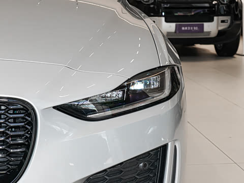 2025�� 2.0T 250PS R-DYNAMIC 90�����ذ�