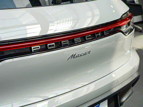 2025�� Macan 2.0T ���ΰ�