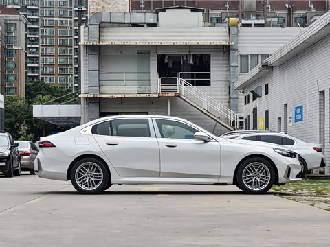 2025�� 525Li ������װ