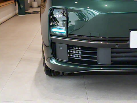 2025�� Ultra ���ܻ��°�