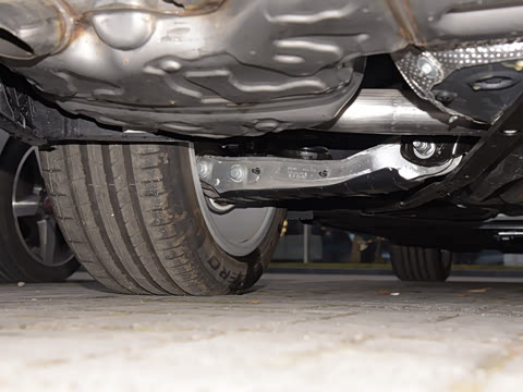 2022�� 55 TFSI quattro ����������