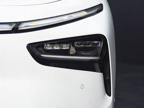 2025�� 702 �������� Ultra