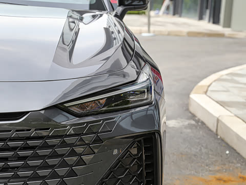 2023�� 2.0T ���ٰ�