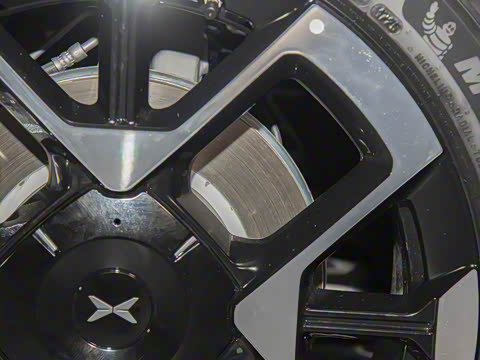 2025�� 702 �������� Ultra