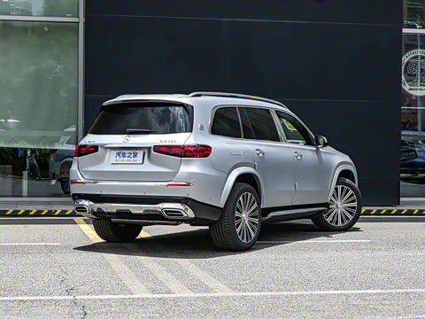 2025�� GLS 480 4MATIC