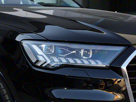 2021�� 55 TFSI quattro S line�����