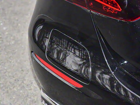 2022�� E 350 e L ���ʽ��϶����γ�