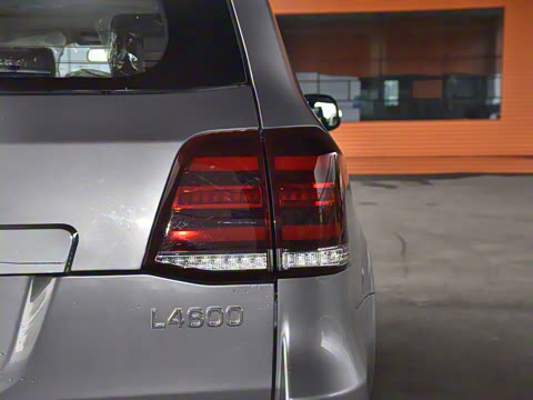 2023�� 4.6L V8 �캽��