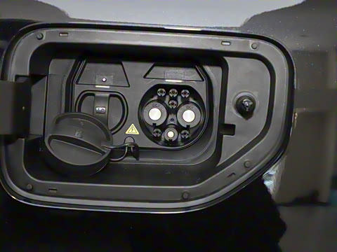 2025�� ���� 550ProѲ����