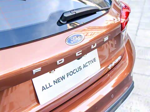 2020�� EcoBoost 180 �Զ���ҫ��