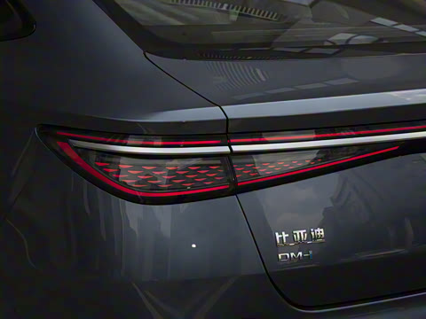 2025�� �Ǽݰ� DM-i 1.5L 125km ��Ӣ��