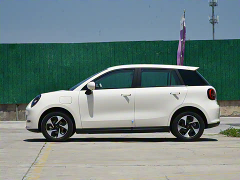 2023�� 405km Air