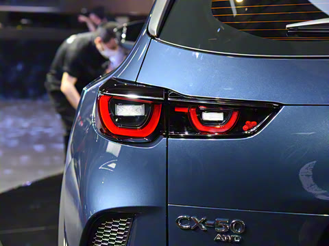 2023�� 2.5L HEV �������а�