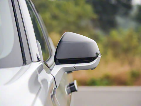 2023�� 1.5T E-�춯 ST-Line