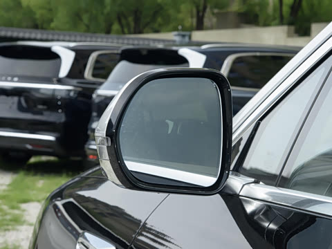 2025�� ���� Ultra�� 100kWh 5����